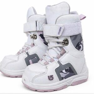Burton
Freestyle Snowboard Boot size 5